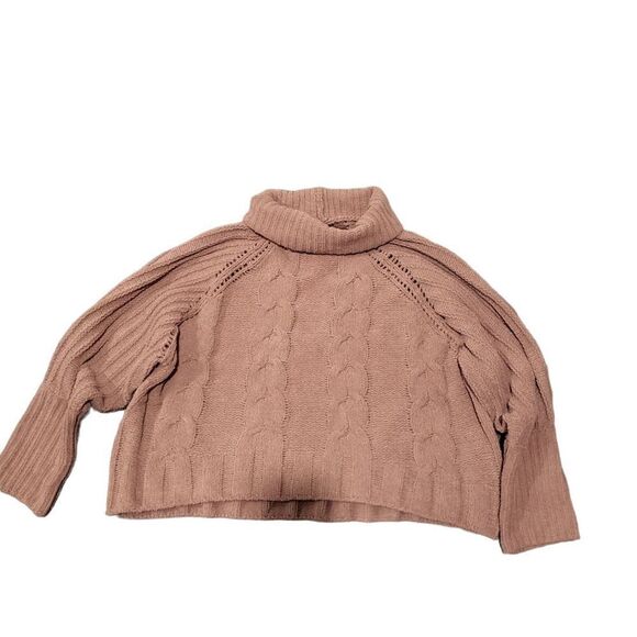 Moon and Madison Turtle Neck Sweater Sized Medium. - Picture 1 of 10